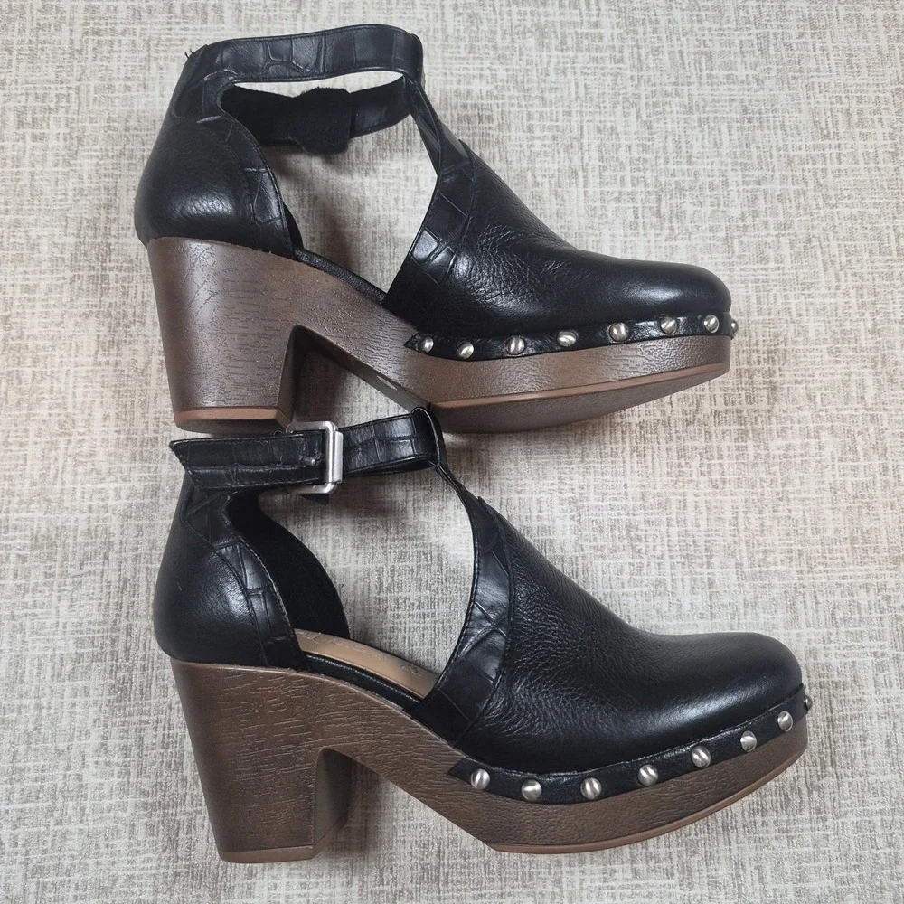 Chelsea & Violet Black Leather Heeled Clogs Studded Ankle Strap Shoes Size